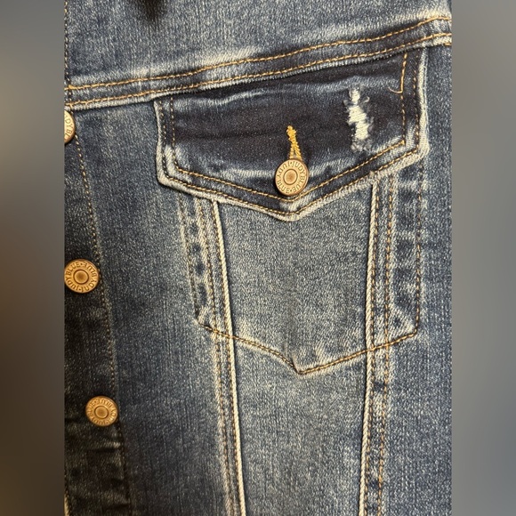 Judy Blue Distressed Indigo Jean Jacket - Picture 7 of 14